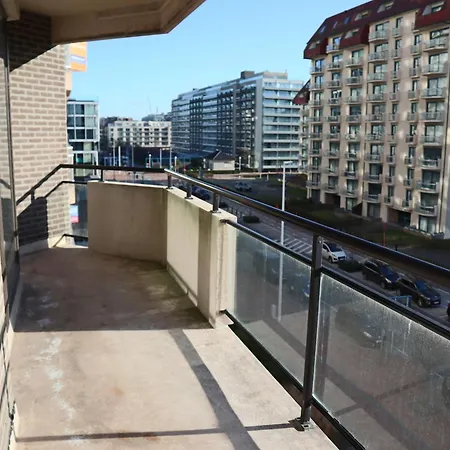 Scoropio B401 With Frontal Sea View 아파트 니우포르트
